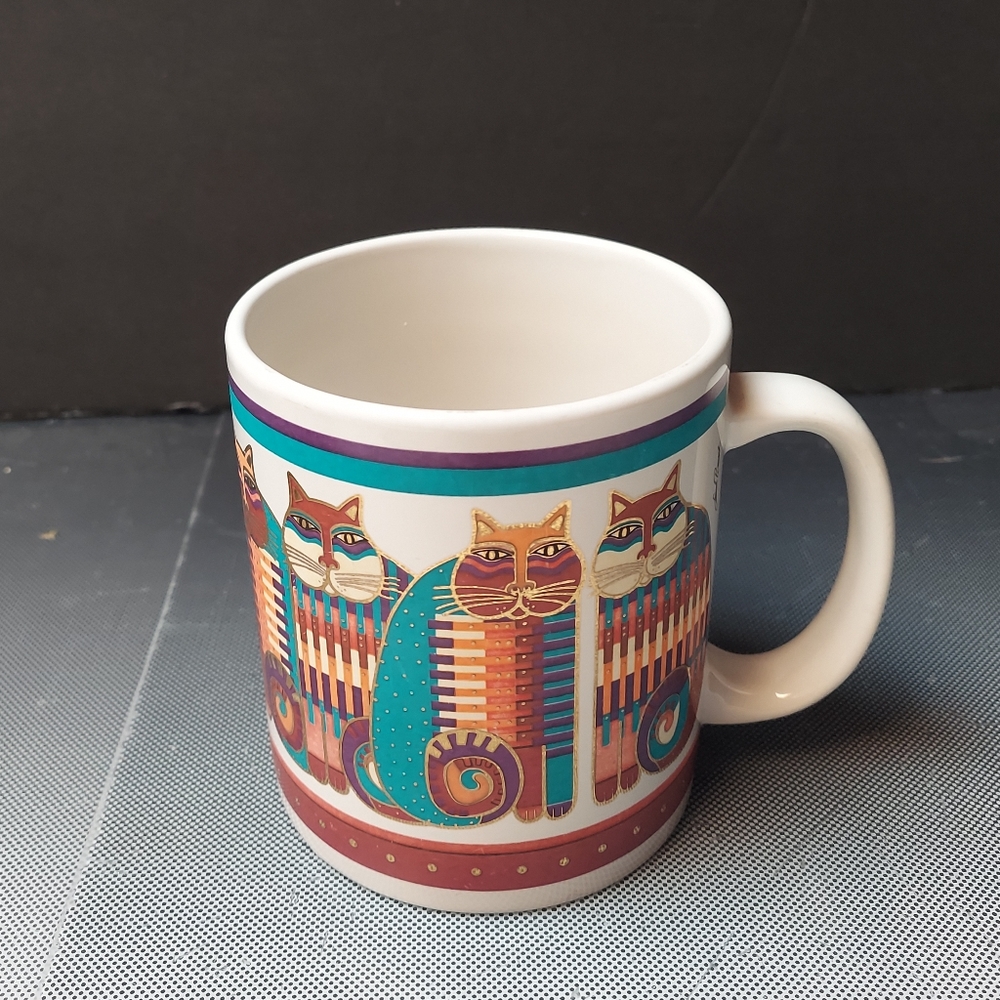 Laurel Burch cats collector mug retired